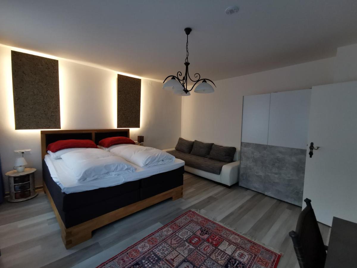 Bed & Breakfast Goldener Stiefel Mariazell Exteriör bild