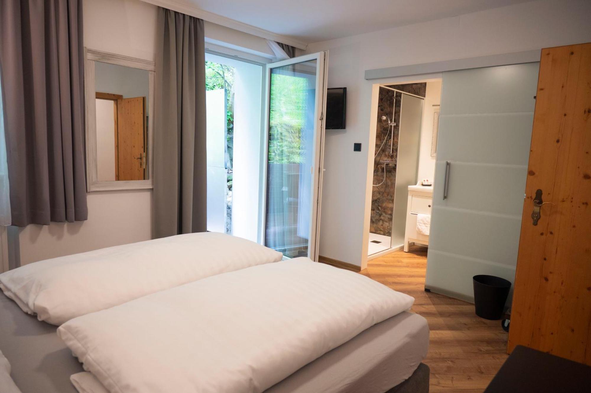 Bed & Breakfast Goldener Stiefel Mariazell Exteriör bild