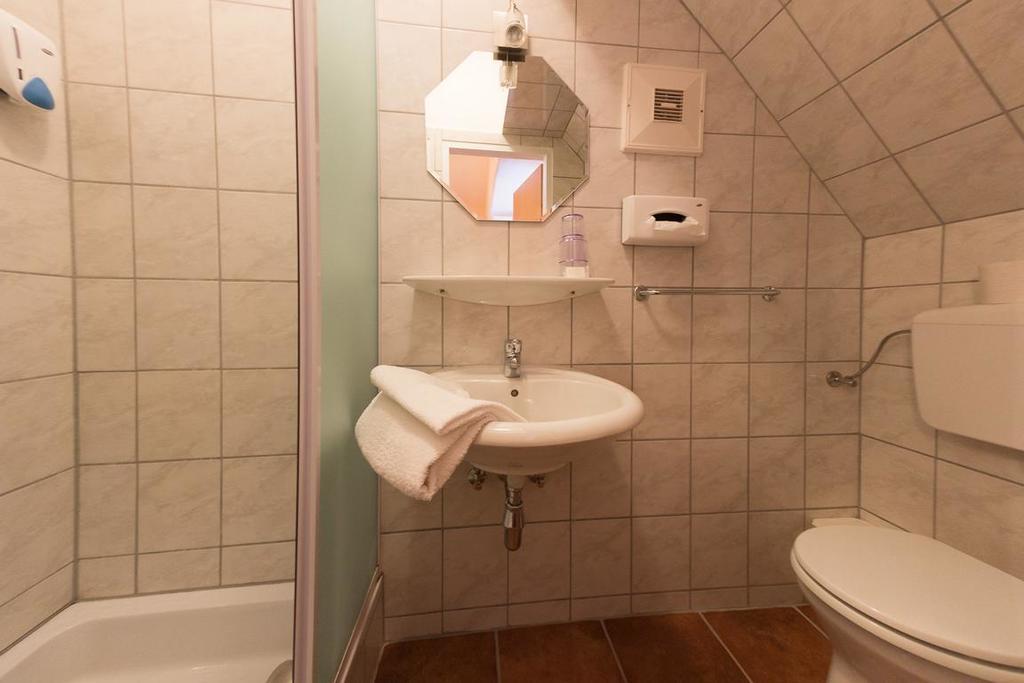 Bed & Breakfast Goldener Stiefel Mariazell Rum bild