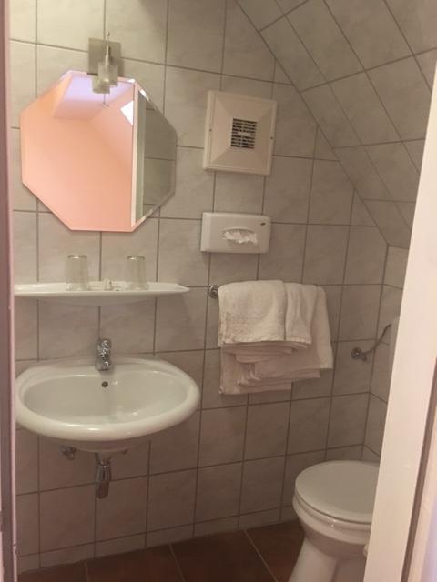 Bed & Breakfast Goldener Stiefel Mariazell Exteriör bild